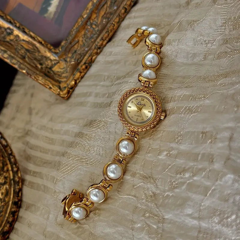 Duchess Pearl Wristwatch