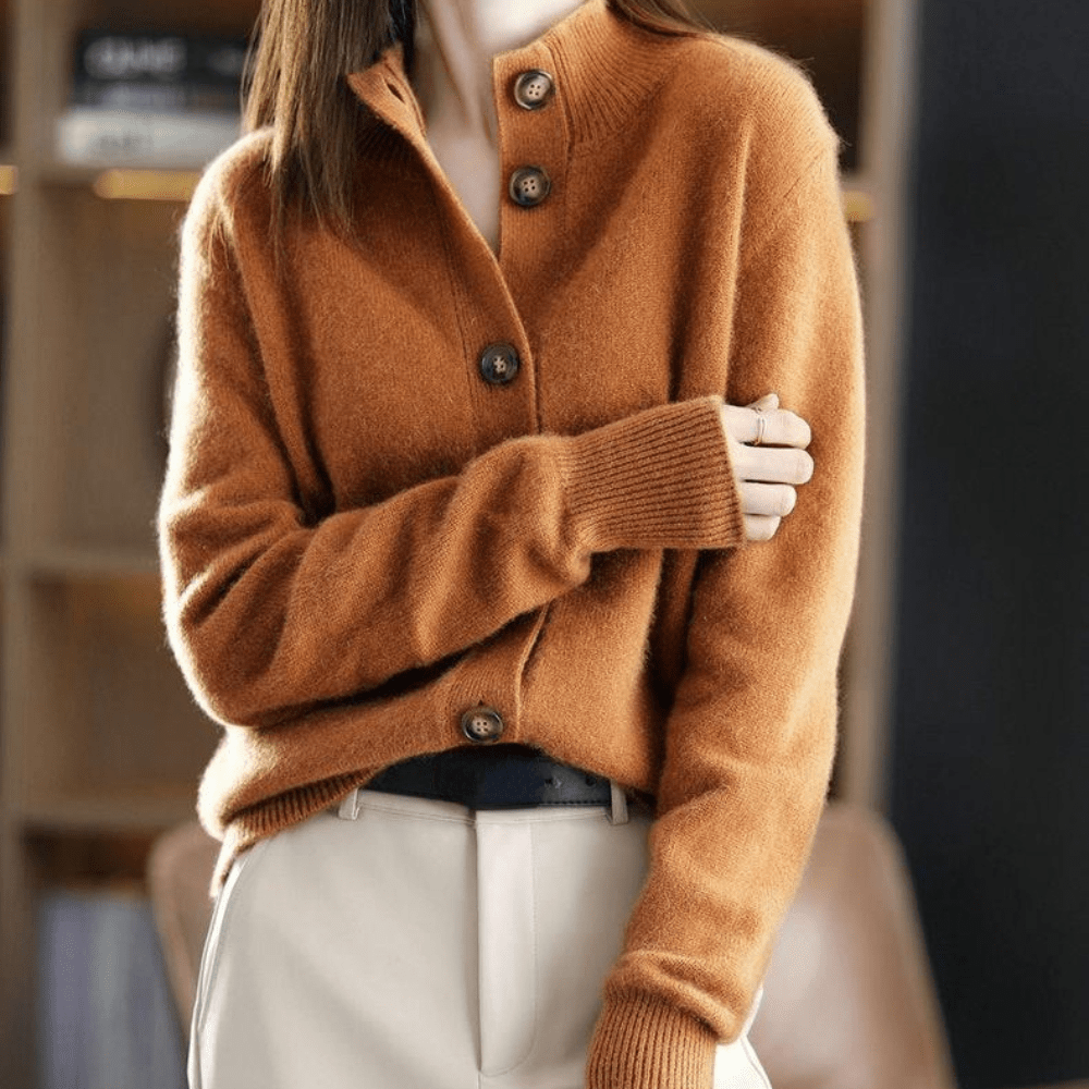 Women’s Collared Button-Up Knit Cardigan