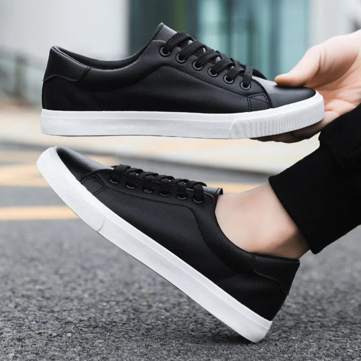 Clark Classic Sneakers 1