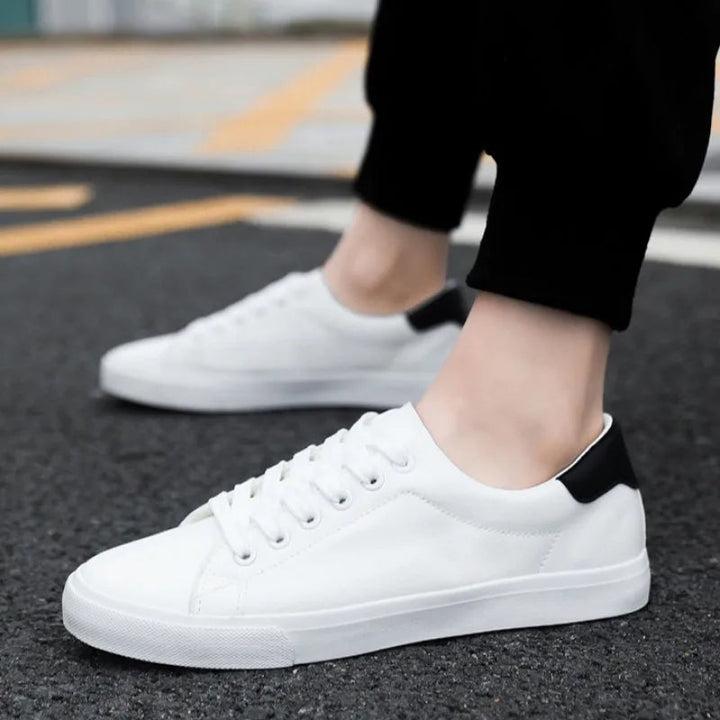 Clark Classic Sneakers 3