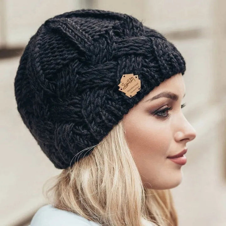 Elena knitted winter hat - soft and stylish design 2