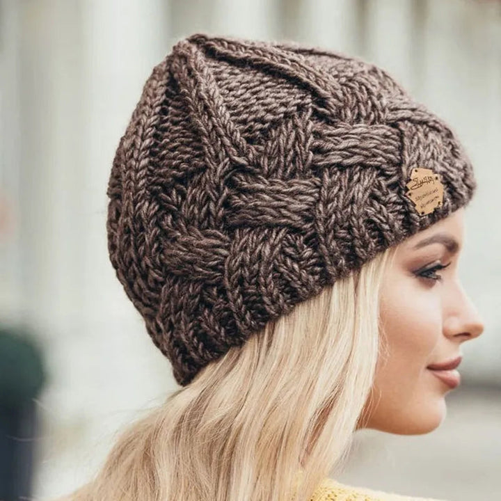 Elena knitted winter hat - soft and stylish design 4