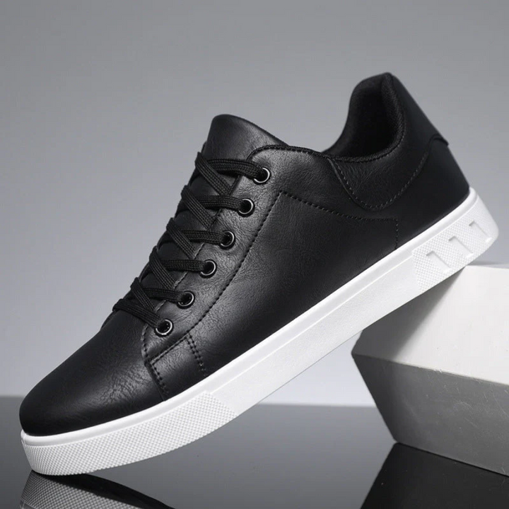 Men’s Faux Grain Leather Low-Top Runners