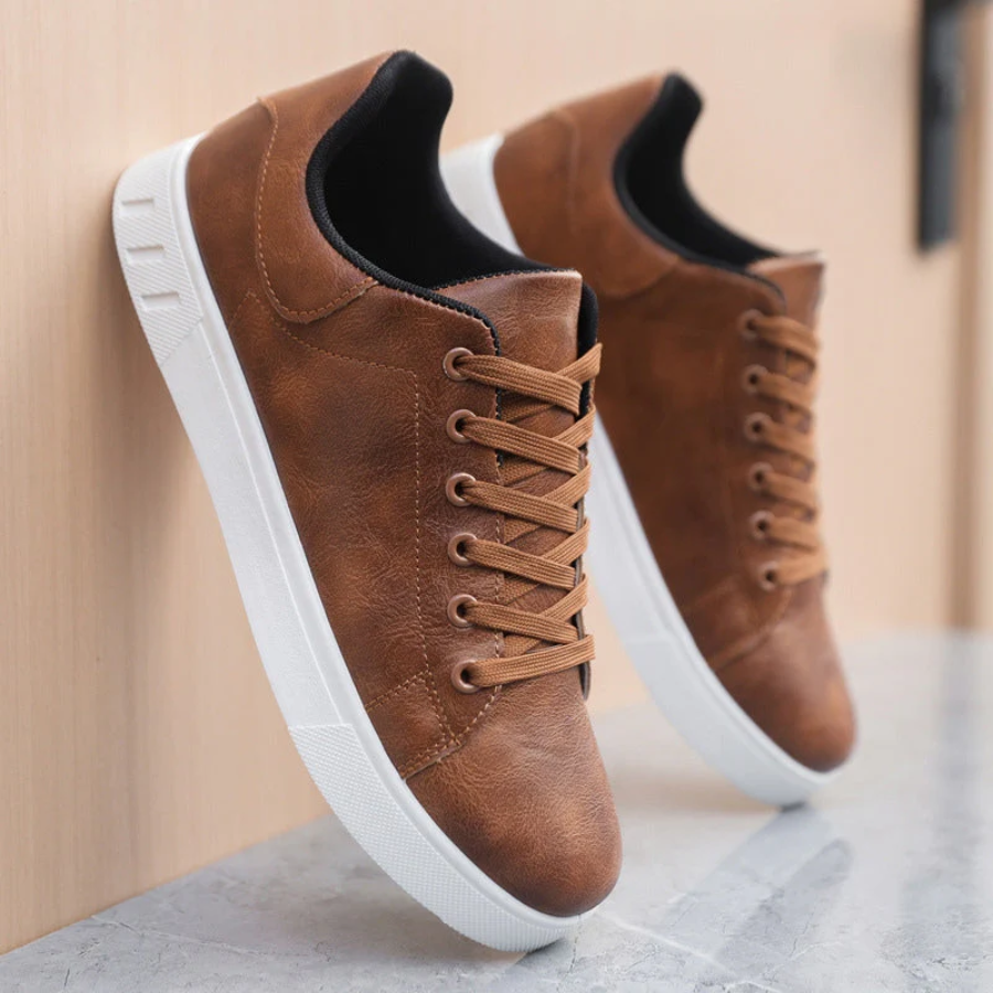 Men’s Faux Grain Leather Low-Top Runners