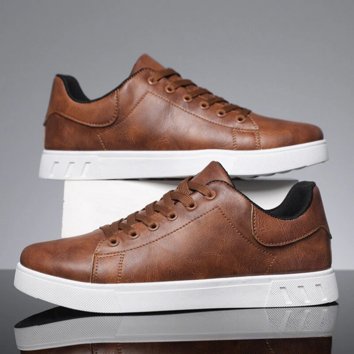 Men’s Faux Grain Leather Low-Top Runners
