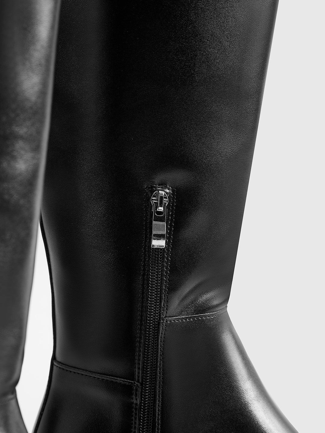 Women’s Faux Leather Flat Knee-High Riding Boots