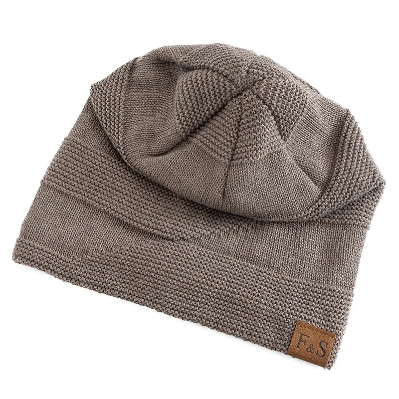 Luna warm winter beanie with fleece lining for stylish comfort 3
