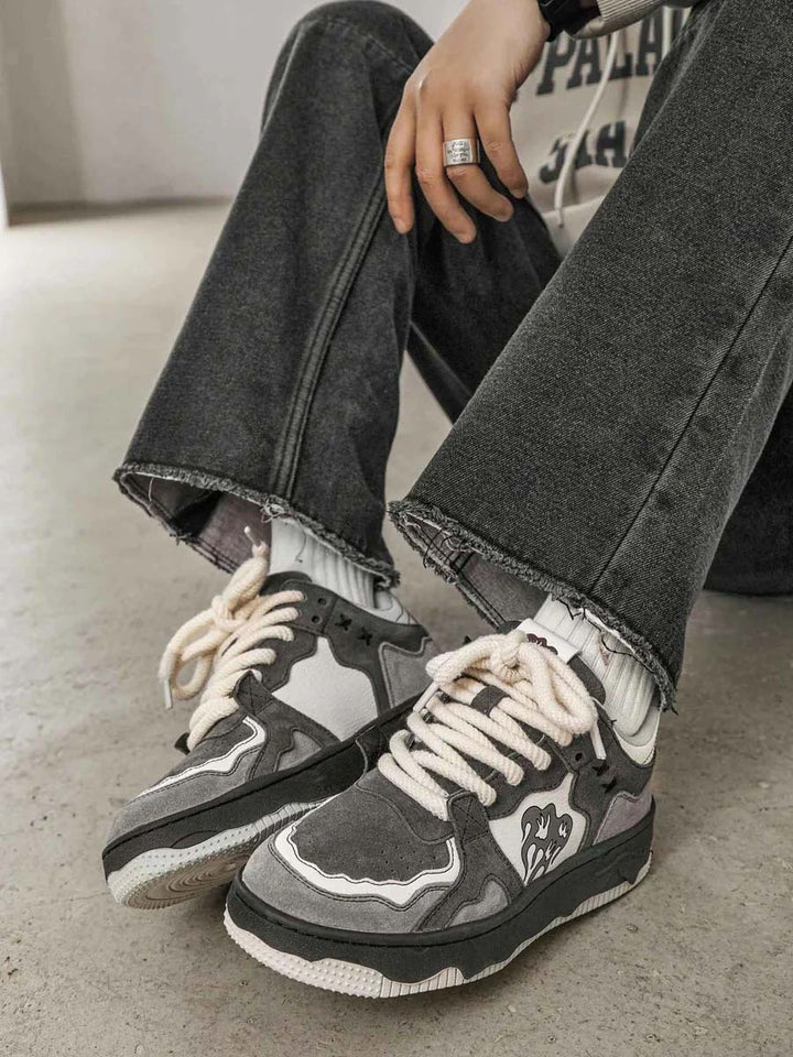 Men’s Retro Skate Chunky Sole Graphic Sneakers