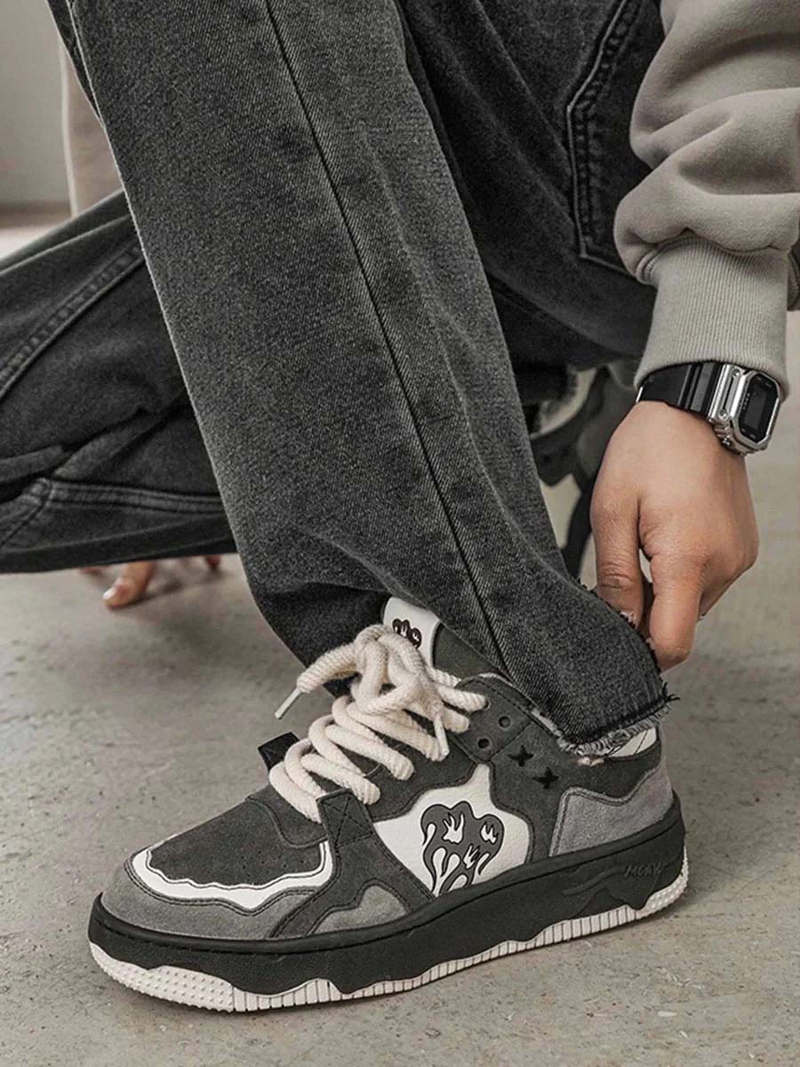 Men’s Retro Skate Chunky Sole Graphic Sneakers