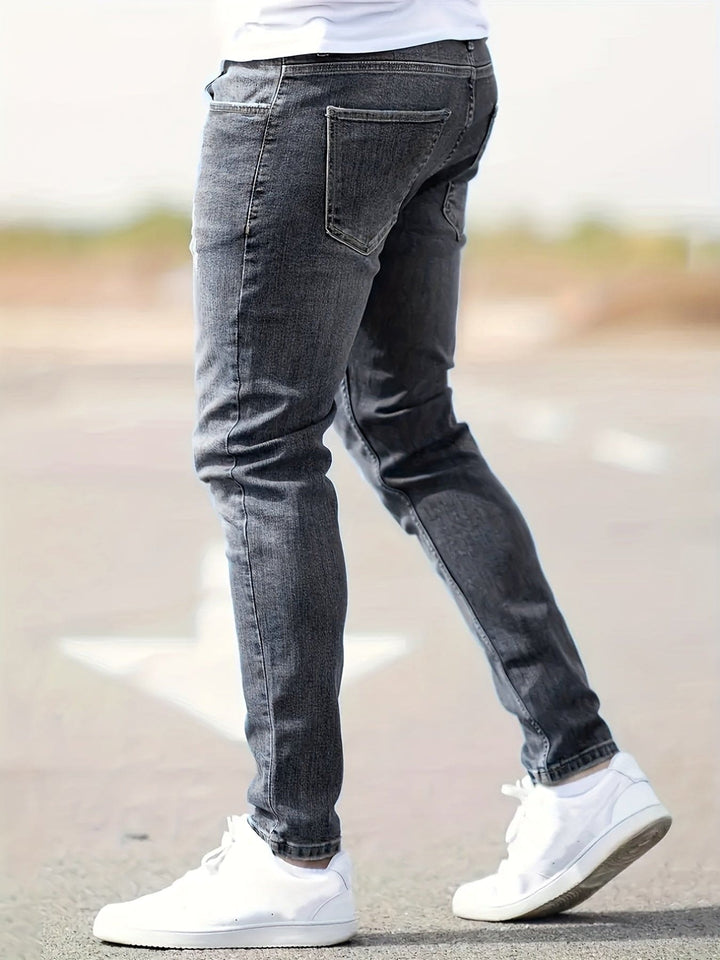 Men’s Slim Fit Distressed Stretch Jeans