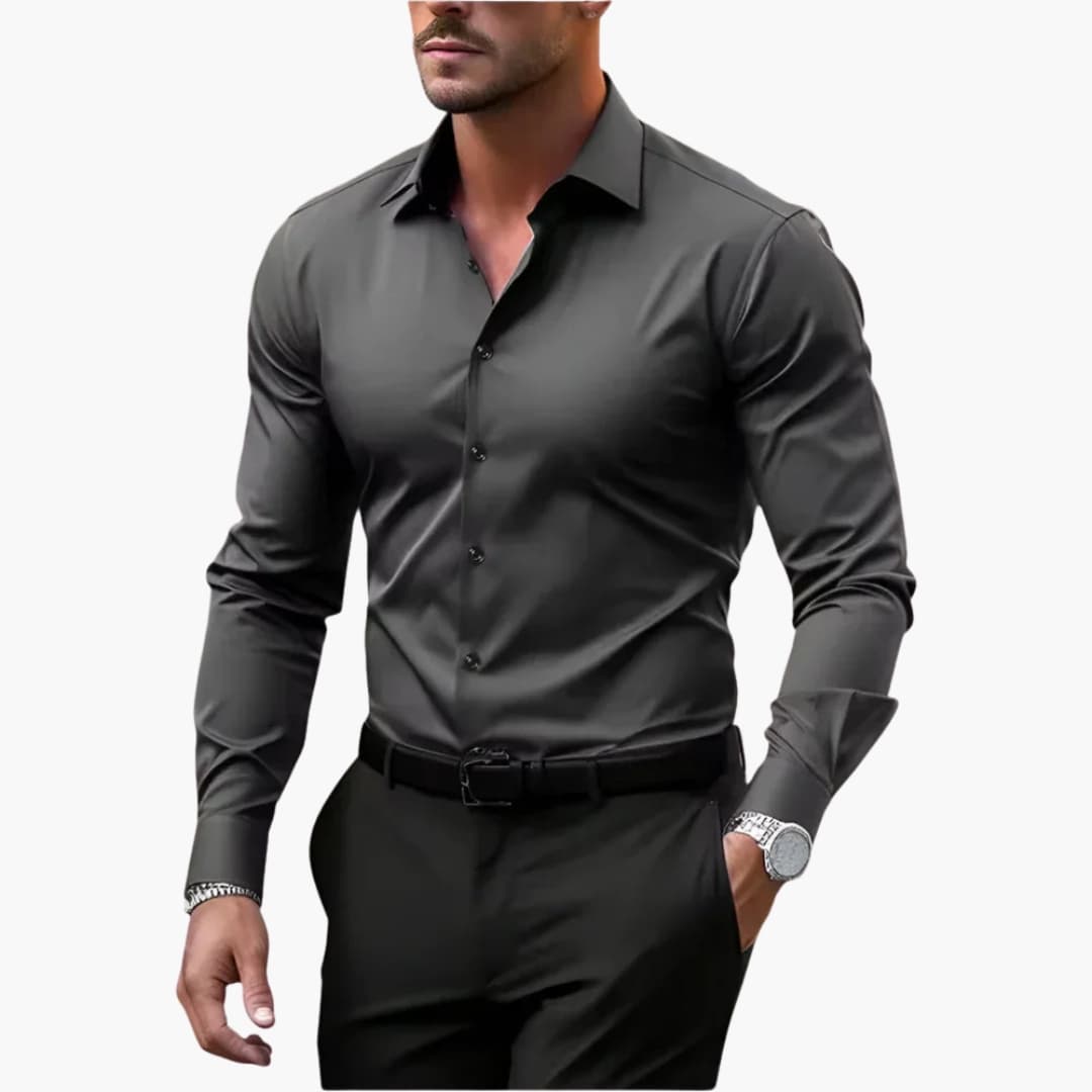 Men's slim-fit shirt with button closure 0