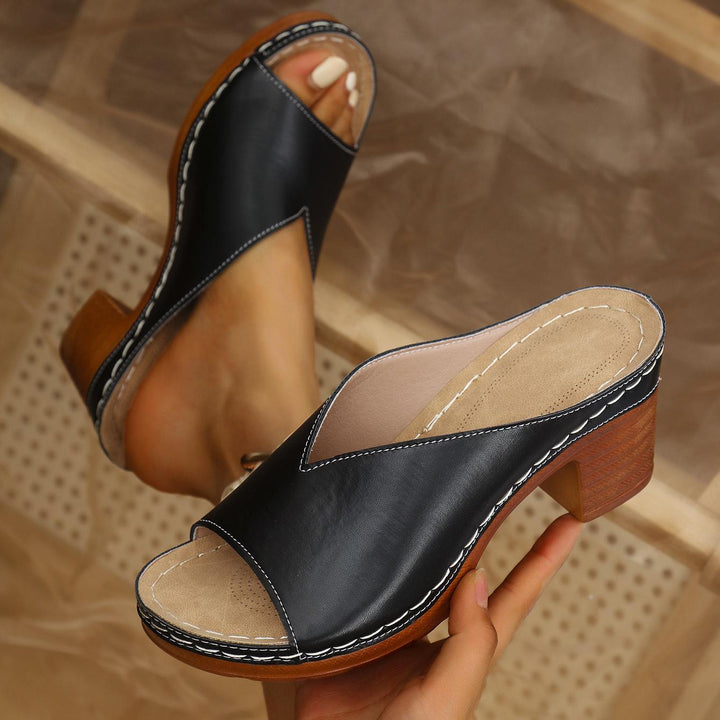 Women’s V-Cut Block Heel Orthopaedic Sandals