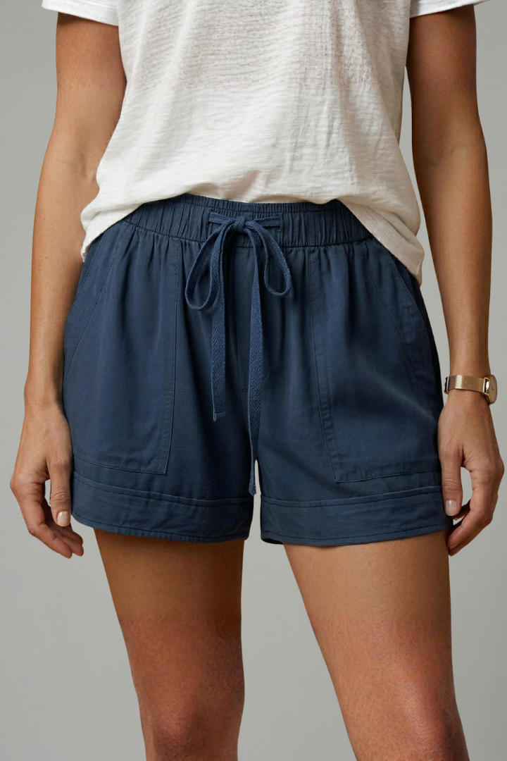 Relaxed Fit Summer Shorts with Adjustable Waist | Oakley