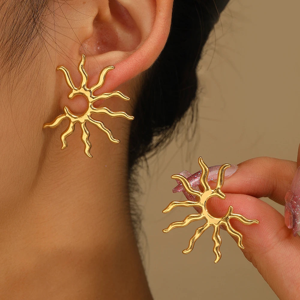 Samara Sunburst Earrings