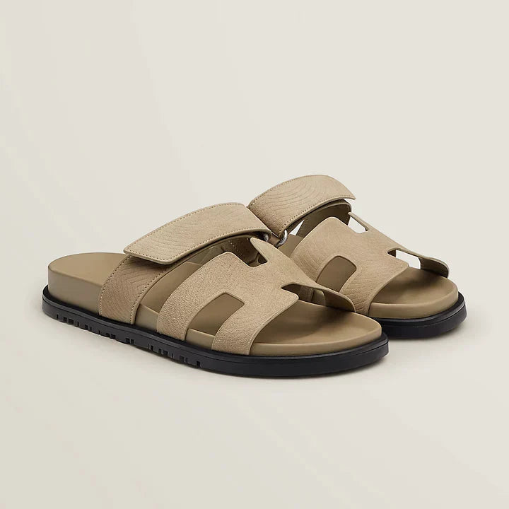 Stylish sandals! 3