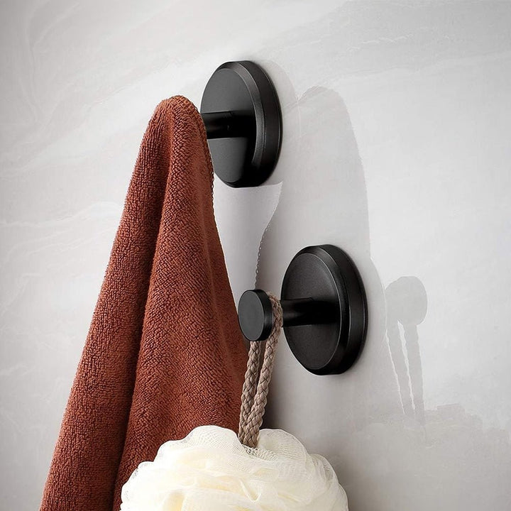 Suction Cup Hook for Easy Hanging on Smooth Surfaces - Virelle 6