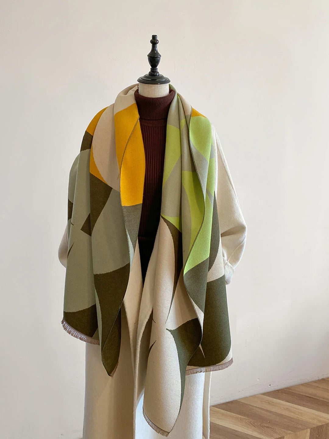Women’s Oversized Abstract Print Blanket Scarf Wrap
