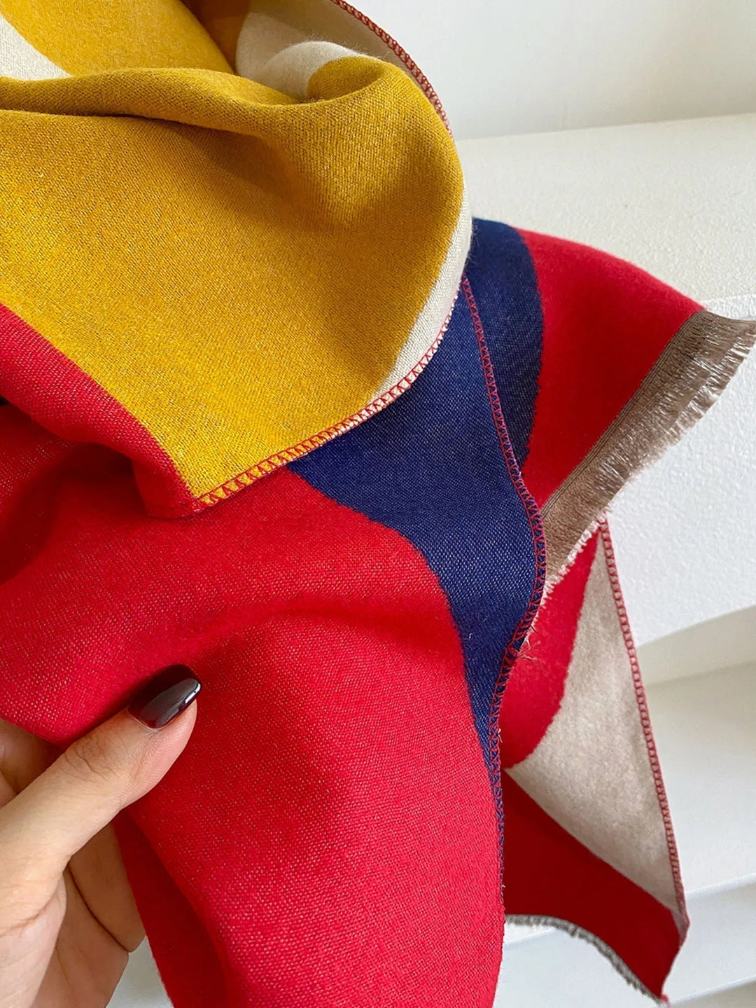 Women’s Oversized Abstract Print Blanket Scarf Wrap