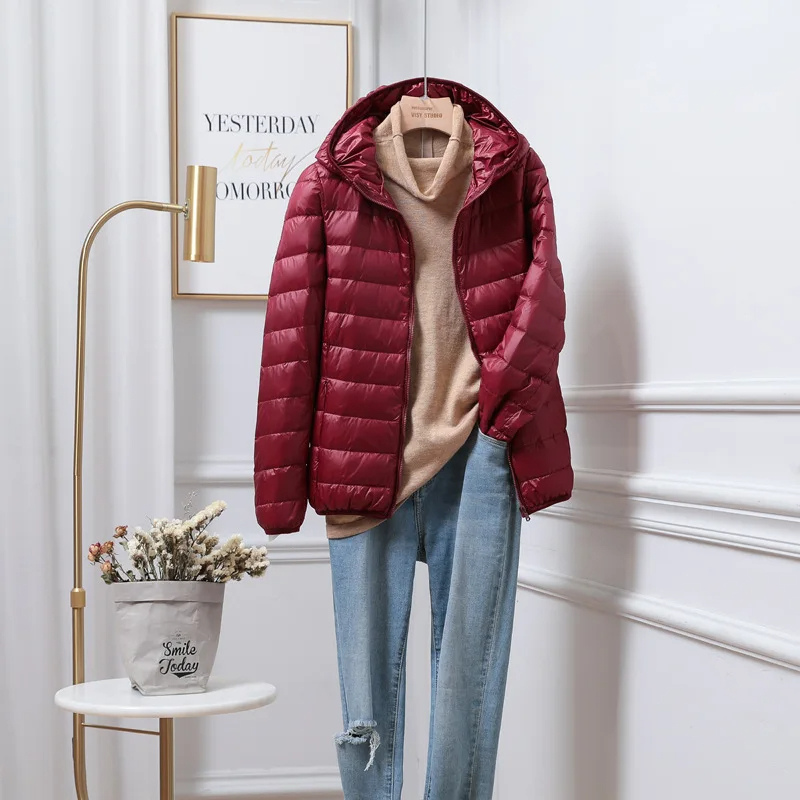 Women’s Lightweight Hooded Puffer Travel Jacket