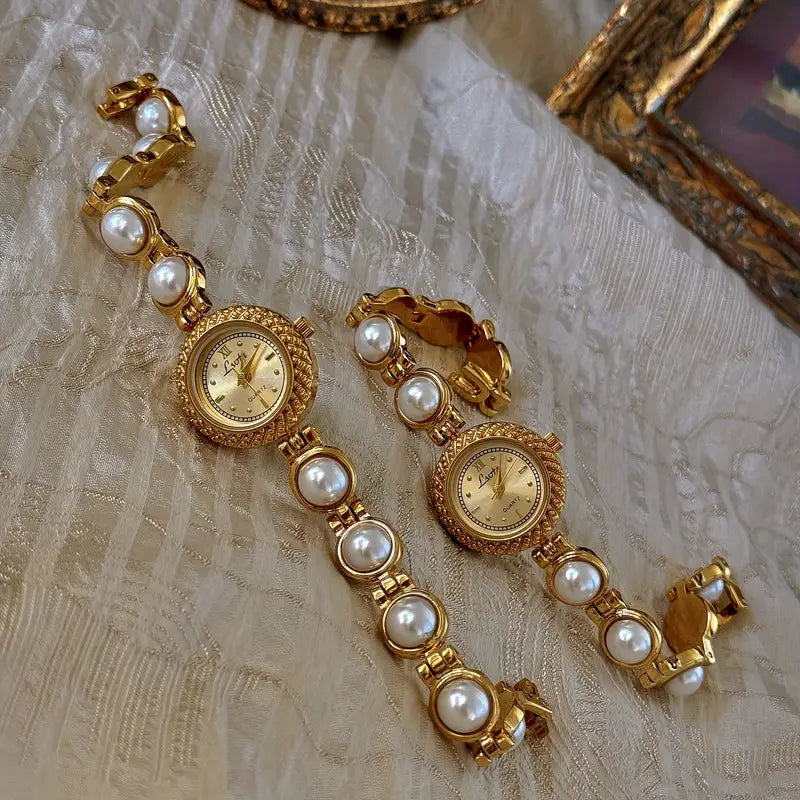 Duchess Pearl Wristwatch
