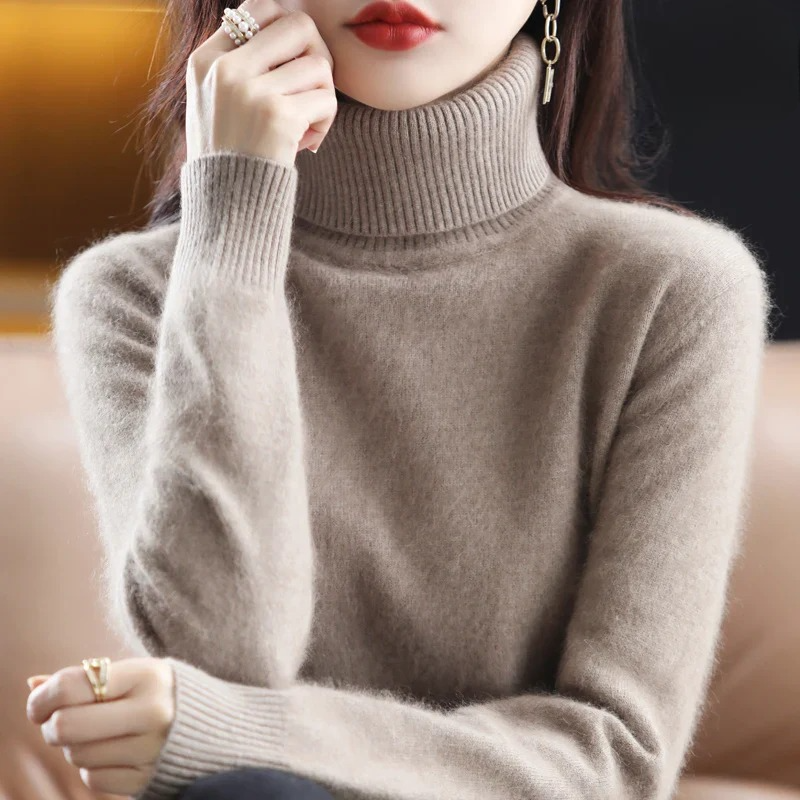 Women's Fine Wool Knit Roll Neck Jumper