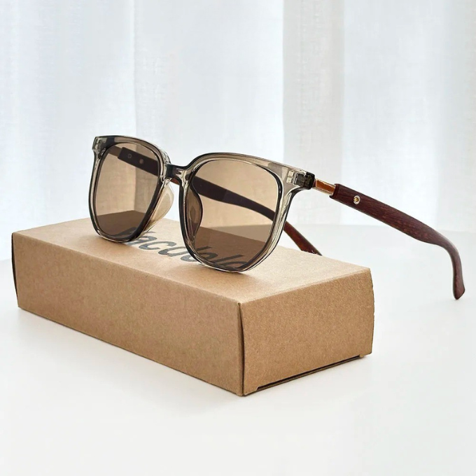 Square Frame Sunglasses with Wood-Grain Temples | Winter