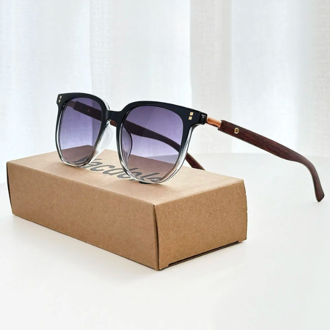 Square Frame Sunglasses with Wood-Grain Temples | Winter